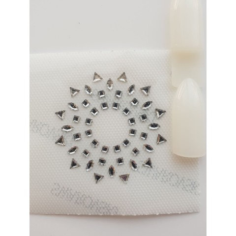 Plaque de 48 strass Mini size Swarovski Crystal 